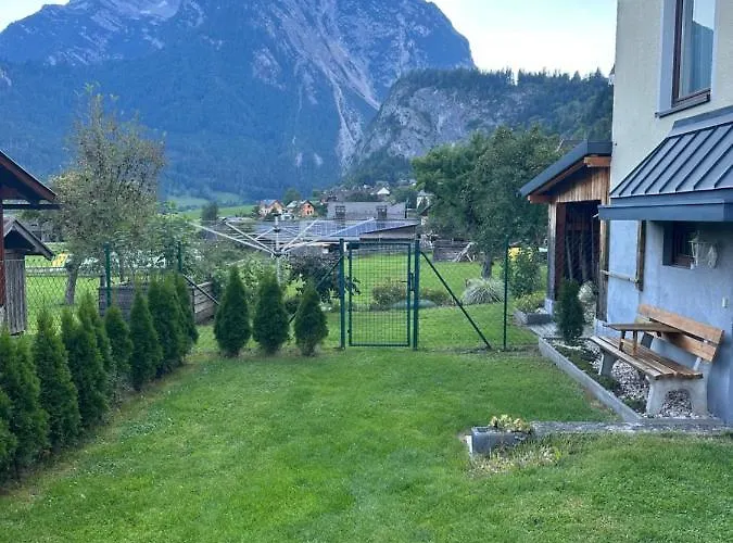 Gemuetliche Kleine Mit Garten Appartamento