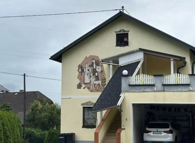 公寓 Gemuetliche Kleine Mit Garten